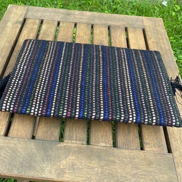 NWOT Stella  & Dot Fringe Taj Handbag - Picture 2 of 8